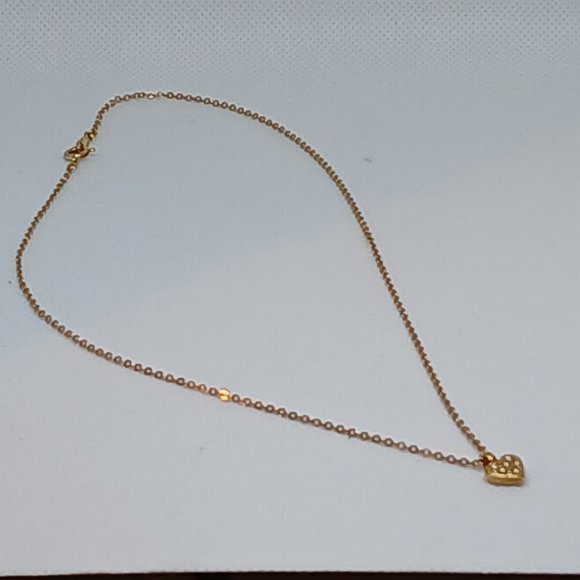 Vintage Avon Gold Tone Heart Pendant Necklace with Faux Pearls #12W - Picture 3 of 12